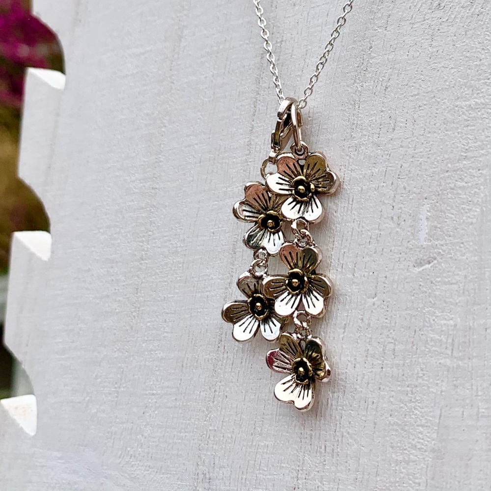 Authentic Premier Designs flower accents